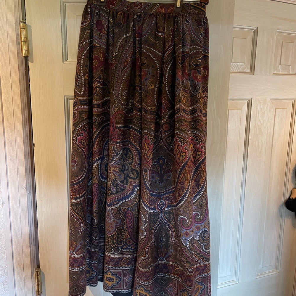 VINTAGE LINDA ALLARD FOR ELLEN TRACY WOMENS SIZE 12 PAISLEY WOOL AND SILK SKIRT